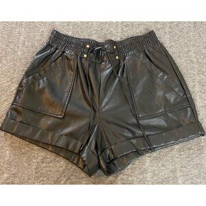 Ci Sono Black Faux Leather Elastic Waist Shorts Pockets Large Cuffed Pull On